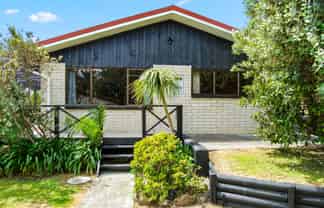 8 Puawai Street, Kaiwaka