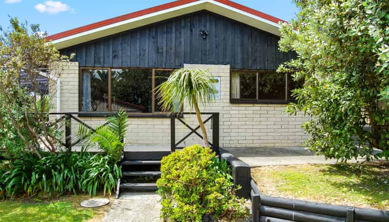 8 Puawai Street, Kaiwaka