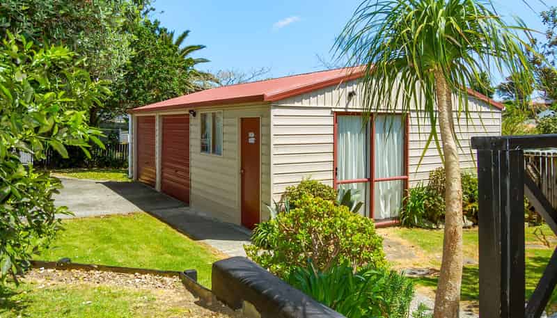 8 Puawai Street, Kaiwaka