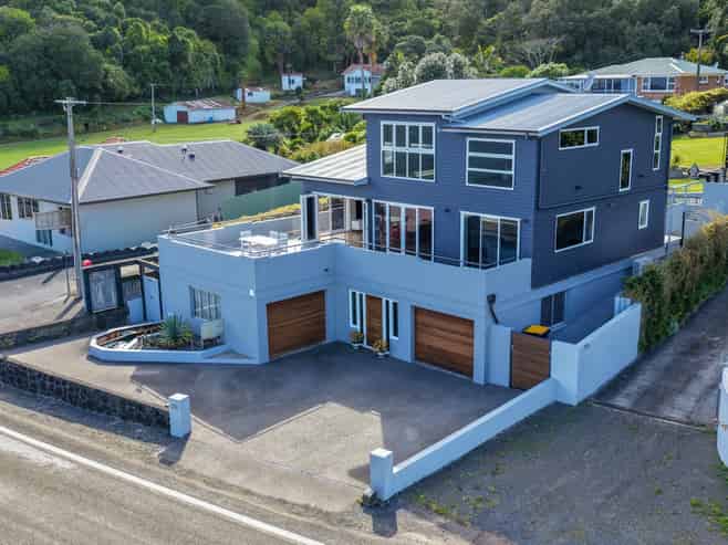 272 Thames Coast Road, Thames