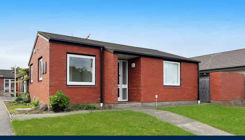 63 Roberta Dr, Somerfield