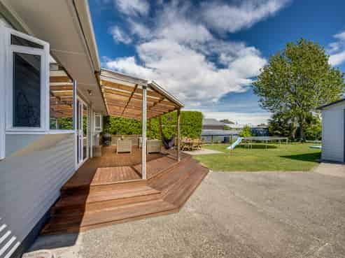 16 Arthur Hobson Avenue, Pirimai