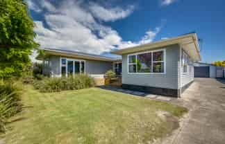 16 Arthur Hobson Avenue, Pirimai
