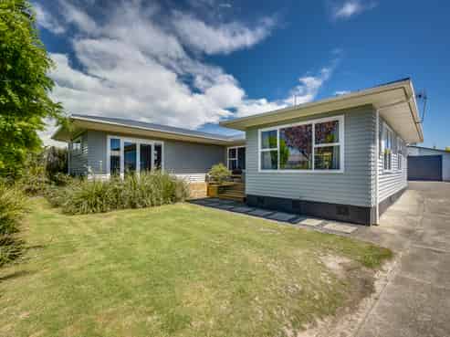 16 Arthur Hobson Avenue, Pirimai