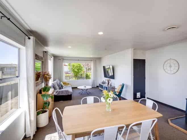 16 Arthur Hobson Avenue, Pirimai