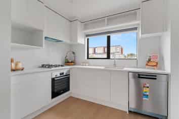 7/32, 9/32 & 10/32 Tapuwae Way, Mangere Bridge