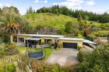  51 Herbert Drive, Whangamata