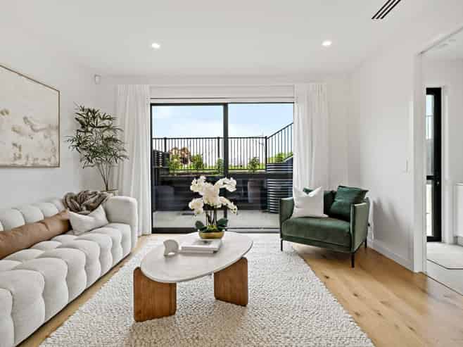 9 Golden Fall Road, Hobsonville