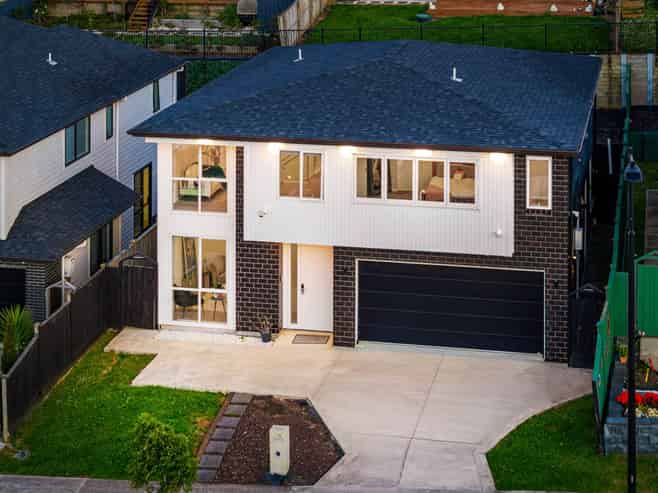 114 McQuoids Road, Flat Bush