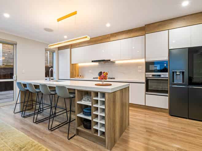114 McQuoids Road, Flat Bush