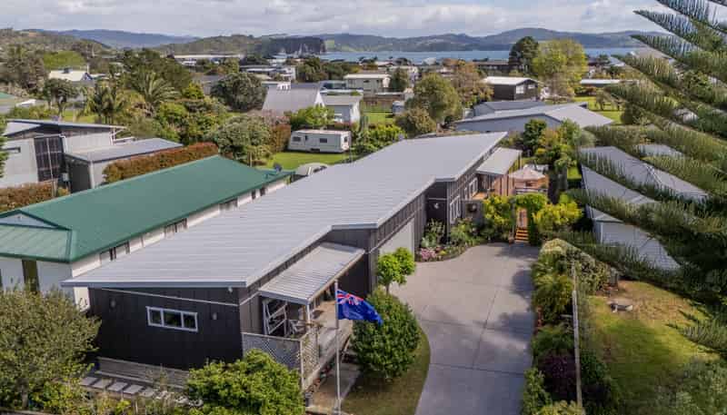36 Oyster Drive, Cooks Beach