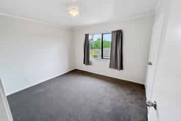 2/28 Hannah Road, Otara