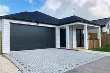  8 Enchantment Lane, Drury