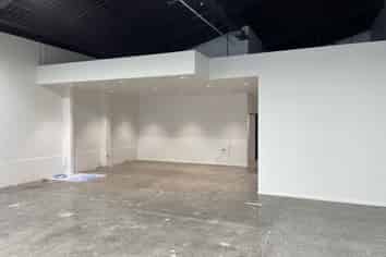 High Profile Wairau Trade Retail 