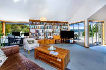 27-29 Zephyr Terrace, Governors Bay