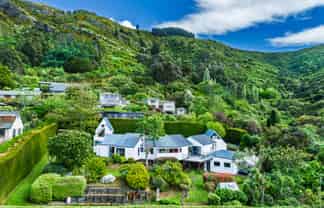 27-29 Zephyr Terrace, Governors Bay