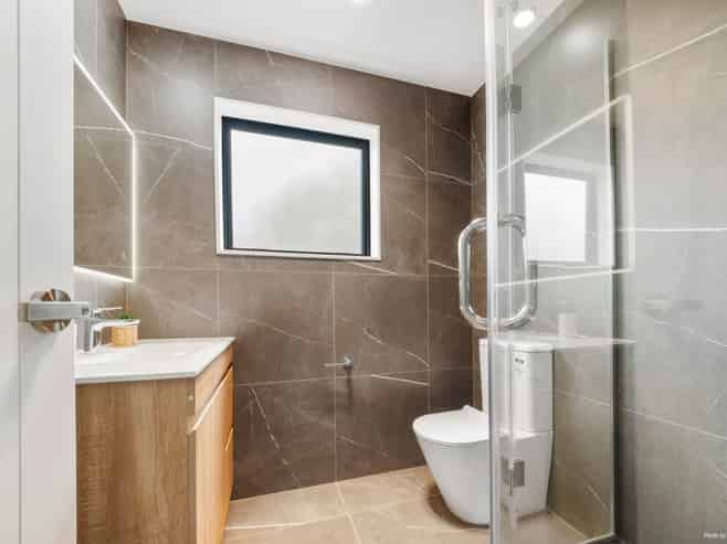 8C Butterworth Drive, Glendene