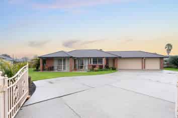8 Savannah Place, Rototuna