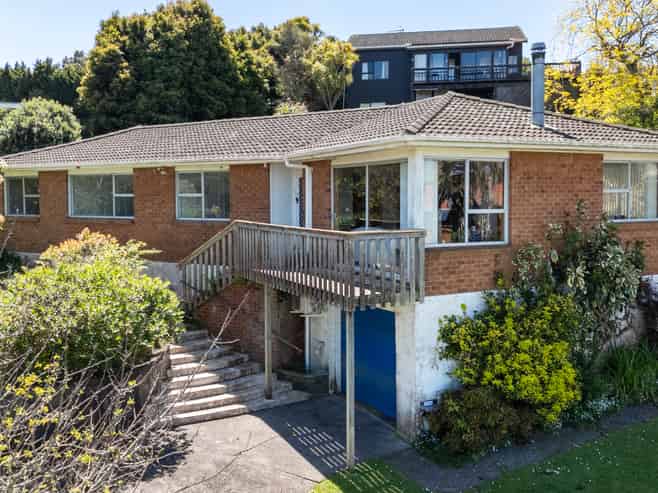12 Verena Place, Green Bay