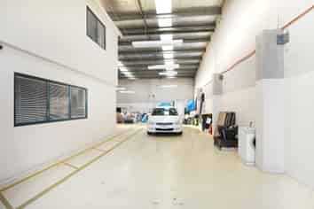 Tidy Sockburn Warehouse/Workshop - 550m2*