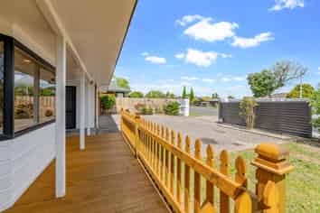 156 Whitford Road, Somerville