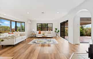 156 Whitford Road, Somerville