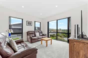 35 Bella Vista Drive, Gulf Harbour