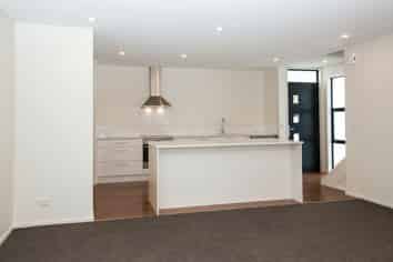 67D Sherborne St, Saint Albans