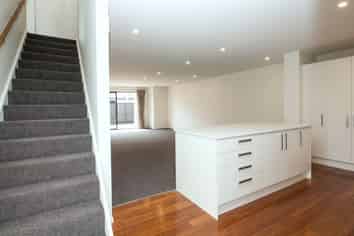 67D Sherborne St, Saint Albans