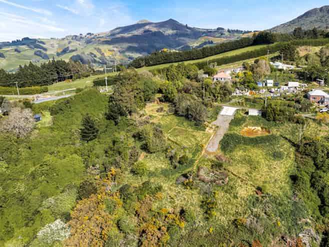 4 Reynoldstown Road, Careys Bay