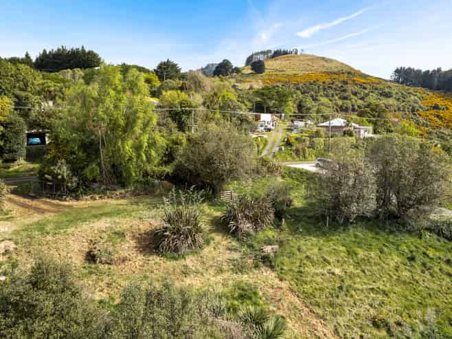 4 Reynoldstown Road, Careys Bay