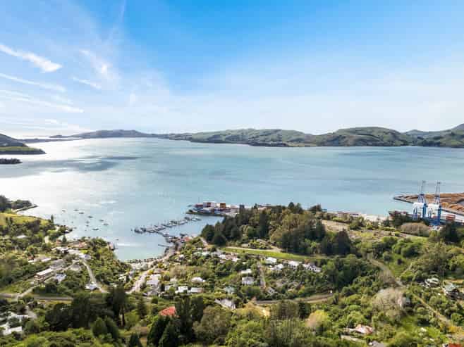 4 Reynoldstown Road, Careys Bay