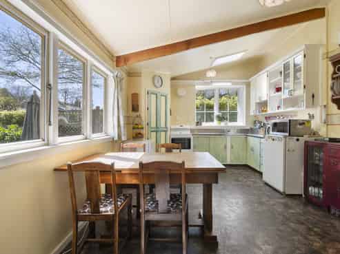 11A Grammar Street, Kimbolton