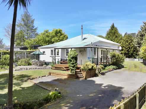 11A Grammar Street, Kimbolton