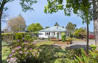 11A Grammar Street, Kimbolton