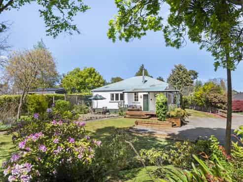 11A Grammar Street, Kimbolton