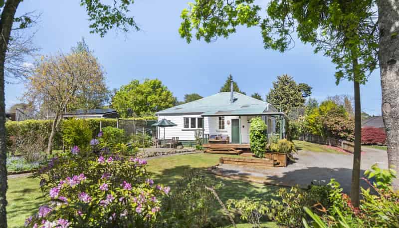 11A Grammar Street, Kimbolton