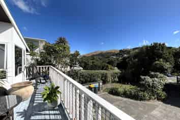 22 Pukerua Beach  Road, Pukerua Bay