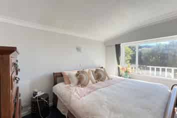 22 Pukerua Beach  Road, Pukerua Bay