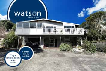 22 Pukerua Beach  Road, Pukerua Bay