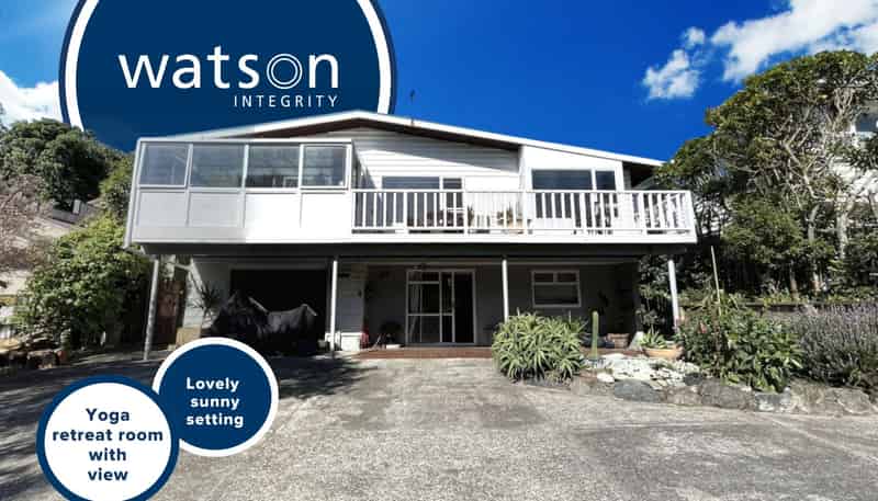 22 Pukerua Beach  Road, Pukerua Bay