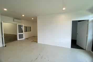 2A/12 Corban Avenue, Henderson