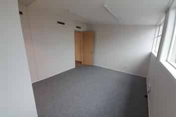 Modern Uptown Office Opportunity