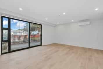 G03/2 State Avenue, Onehunga