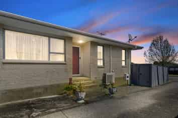 24A Roband Crescent, Brown Owl
