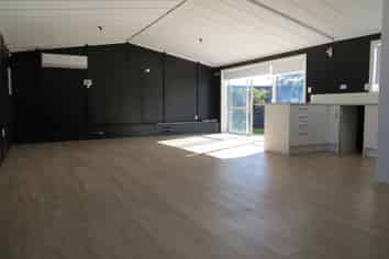 3/48 Russell Street, Foxton