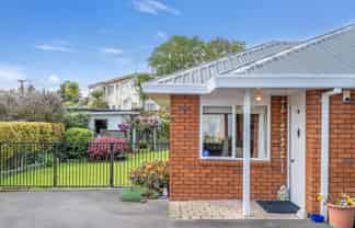 32 Otonga Road, Springfield