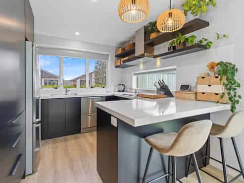 8 Komata Crescent, Papamoa