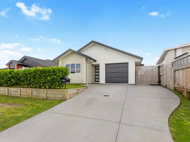 8 Komata Crescent, Papamoa