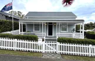 1 Karaka Street, Helensville